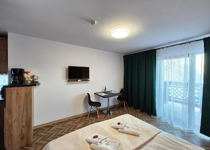 38 I 37 Okrzei 1c * Szklarska Poręba